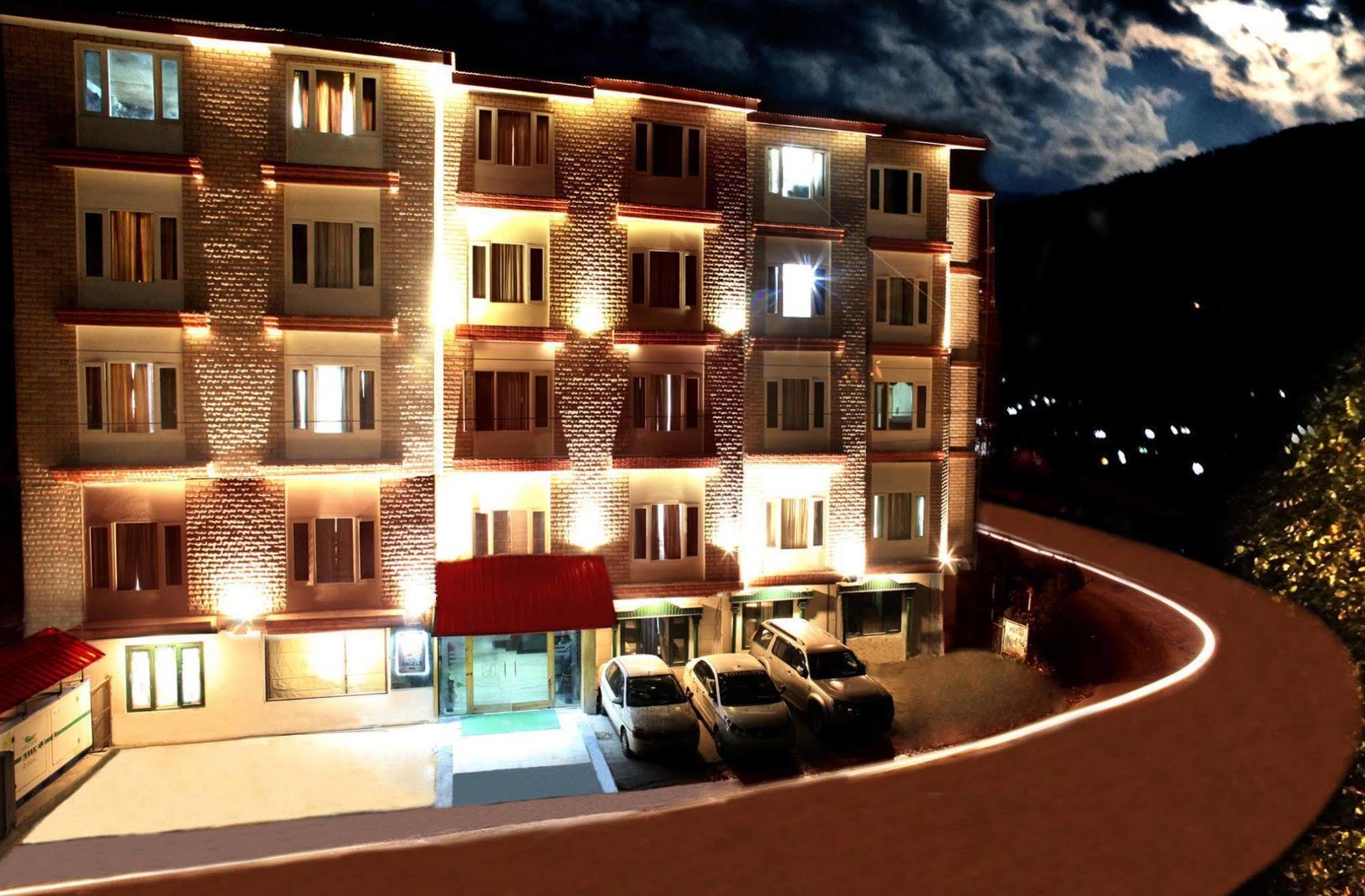 Hotel Angel'S Inn Manāli Zewnętrze zdjęcie